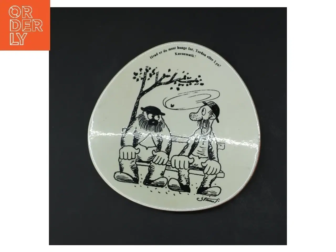 Billede 1 - Jensen Plate with Cartoon Illustration fra Knabstrup (str. Ø 15,5 cm)