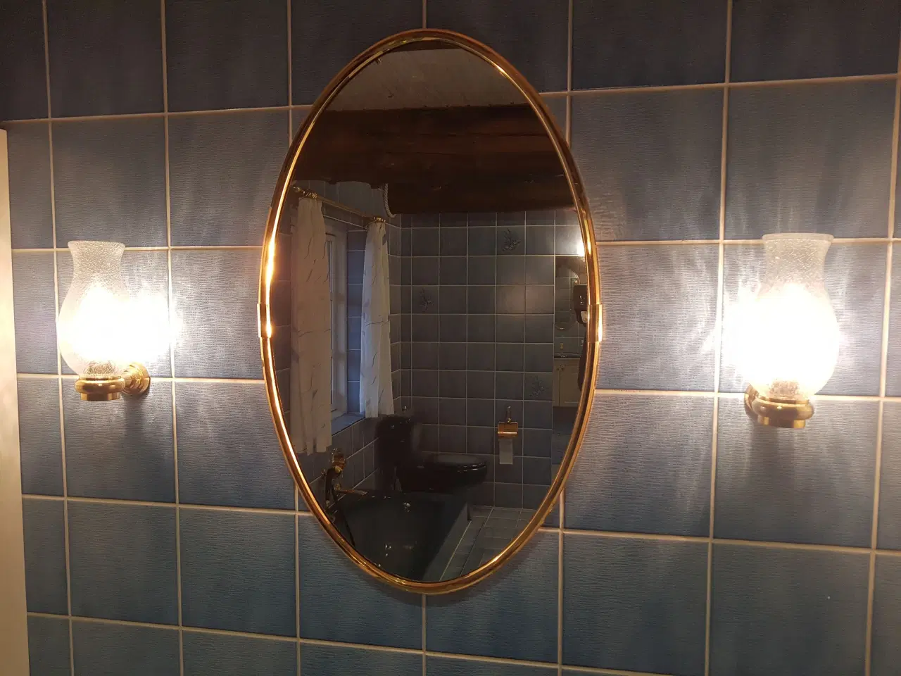Billede 3 - spejl og lampetter