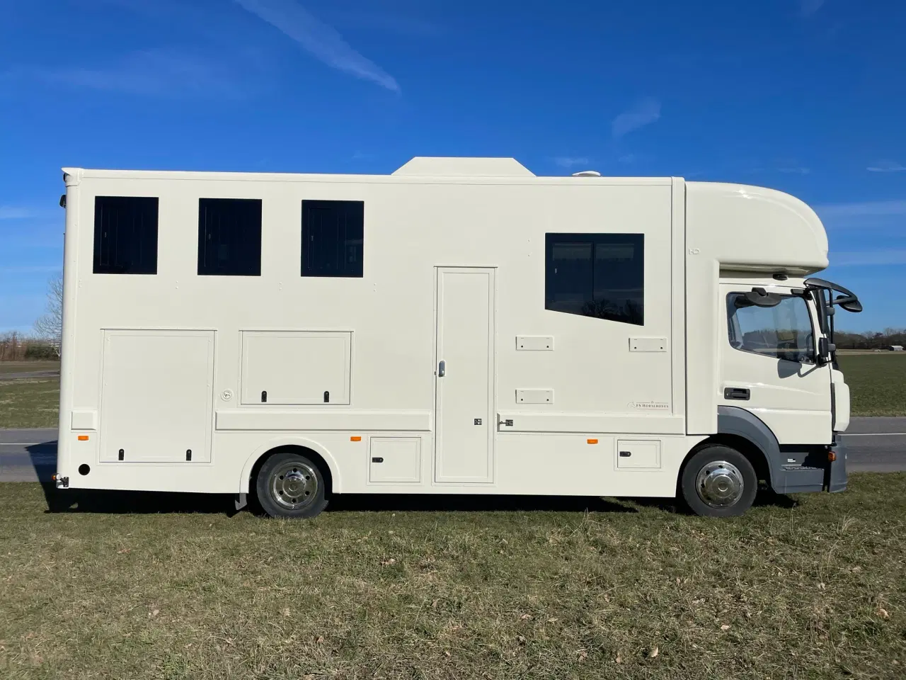 Billede 1 - Mercedes Atego med living + 2 heste/3 ponyer