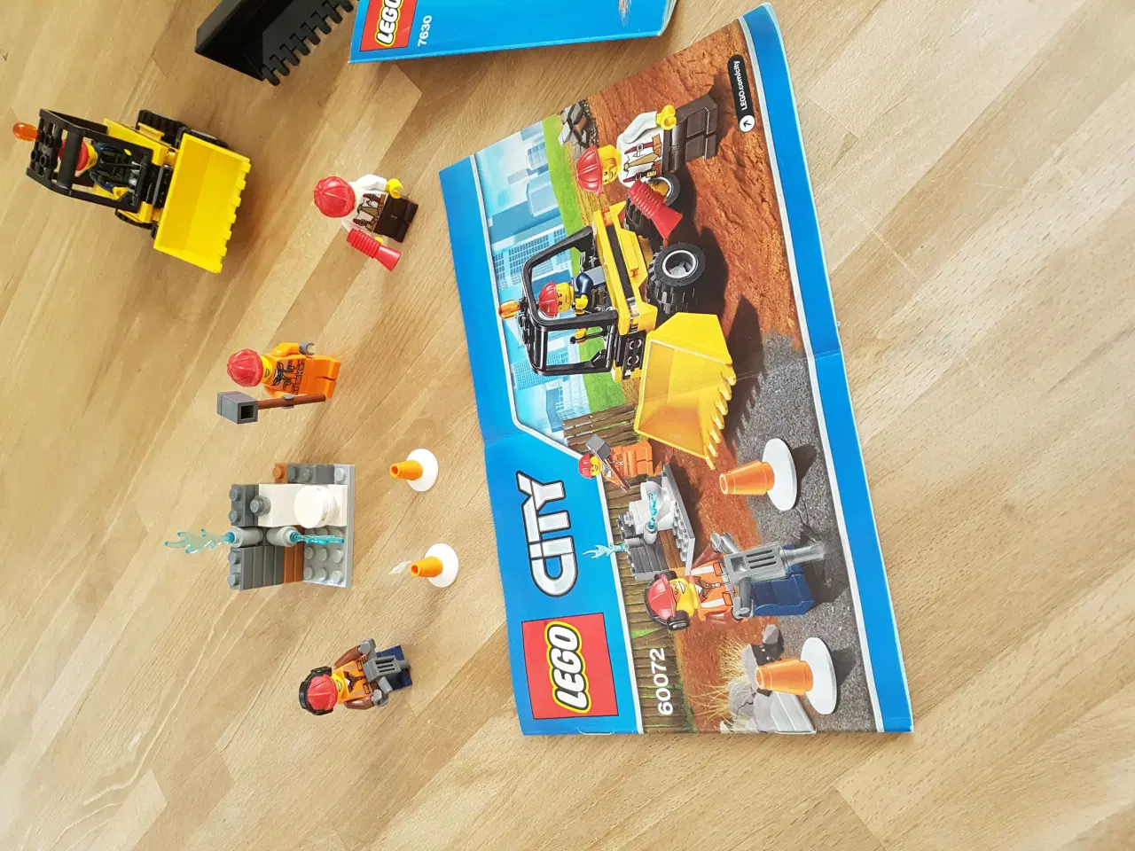 Billede 2 - LEGO City 60072 & 7630