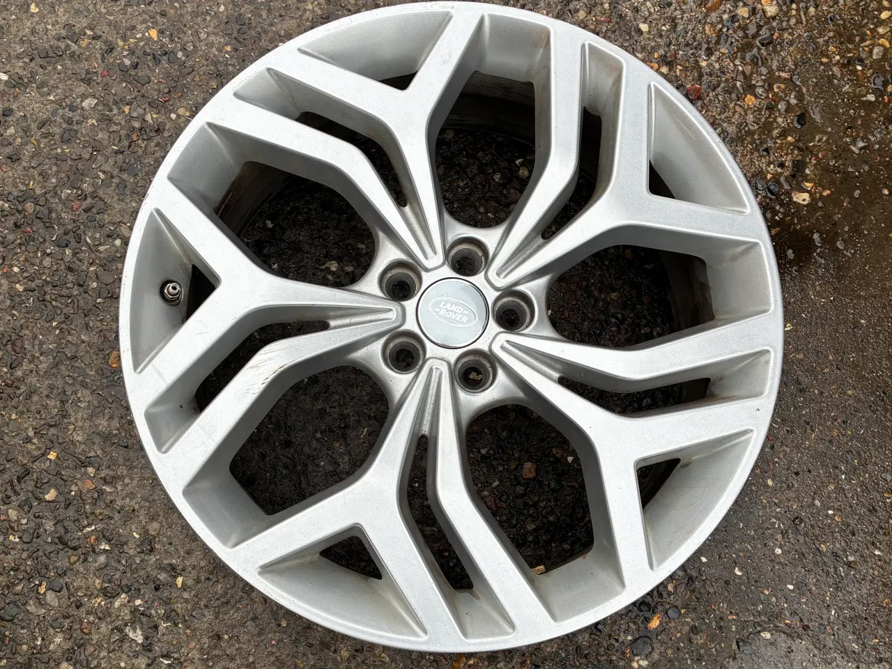 Billede 1 - 1 stk. Original Evoque fælg