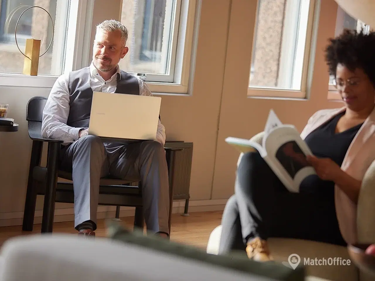 Billede 2 - Kontorpladser eller private suiter centralt i Søborg