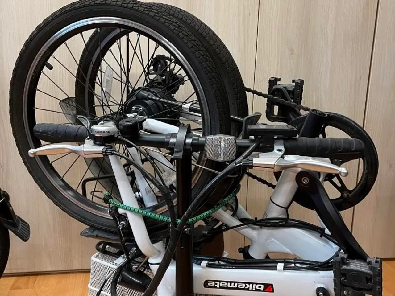 Billede 2 - 2 super gode og praktiske el foldecykler.