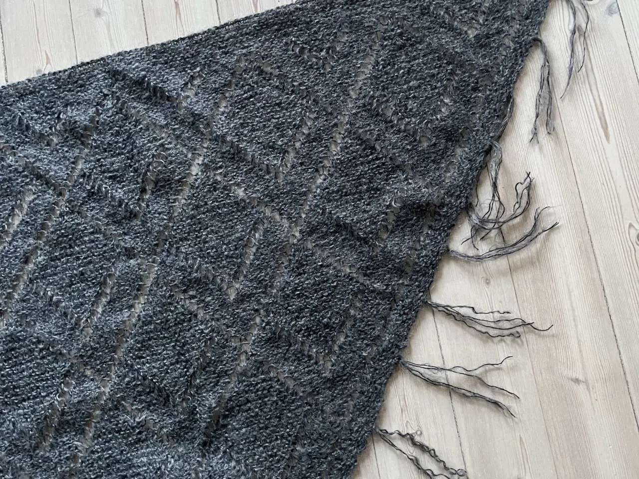 Billede 3 - Strikket tørklæde