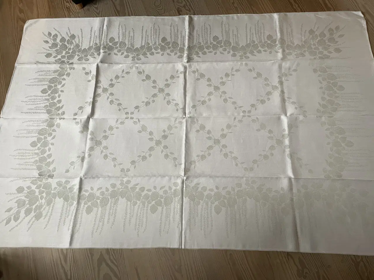 Billede 3 - Dug damaskvævet 135x220