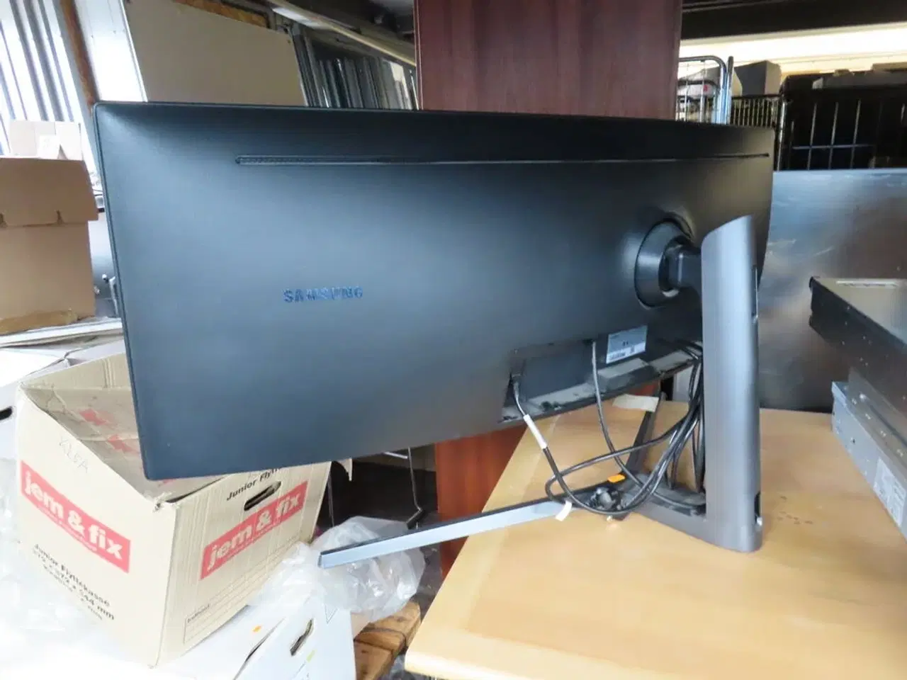 Billede 7 - 49" wide monitor, SAMSUNG C49HG90DMU
