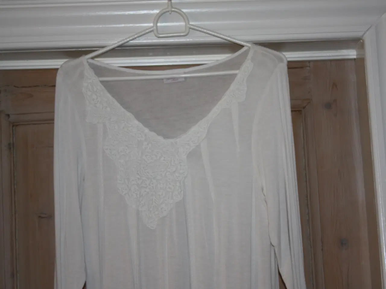 Billede 2 - Bonaparte natkjole brugt som underkjole str. ca 40