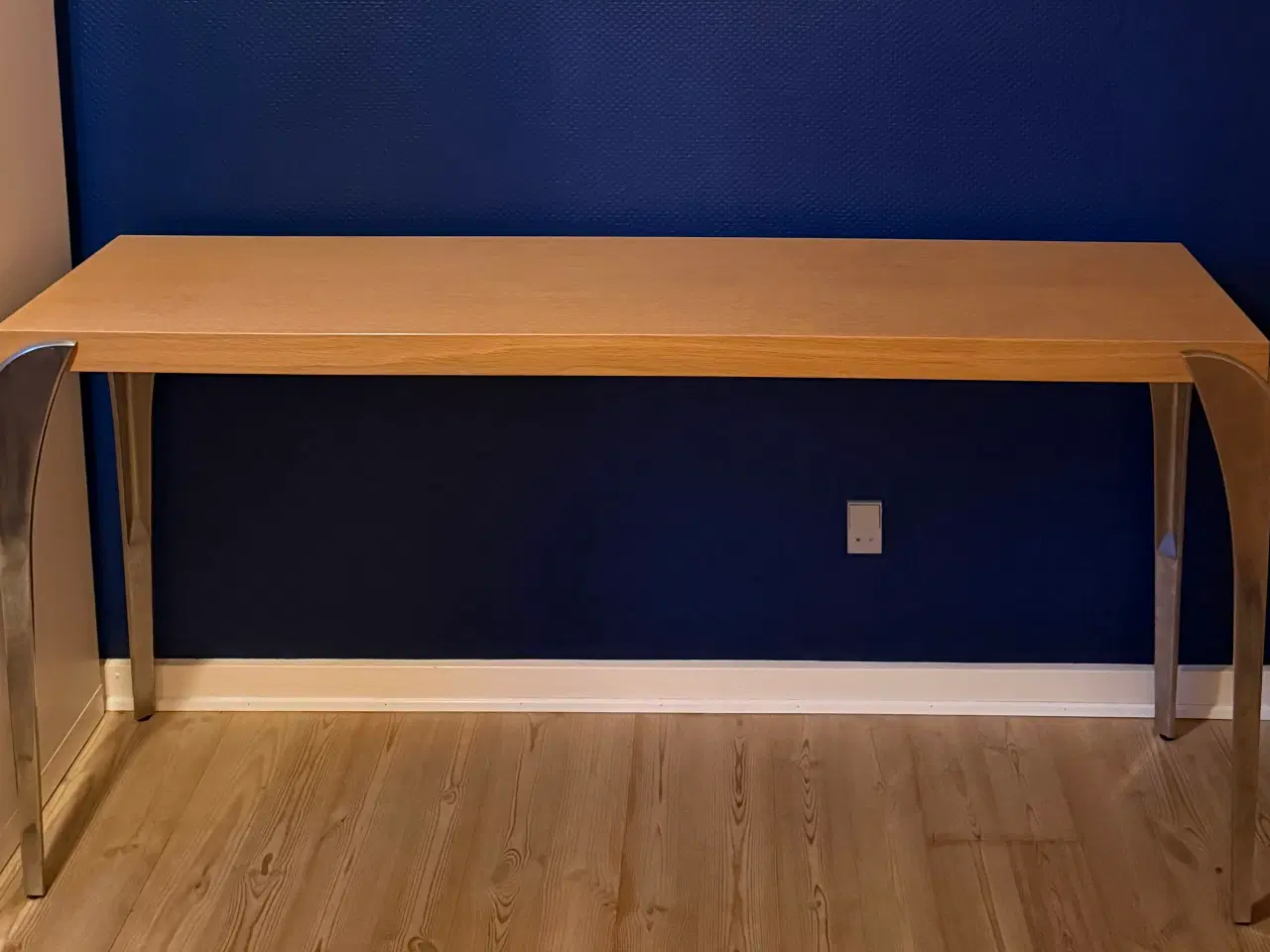 Billede 1 - Bord i træ med stålben