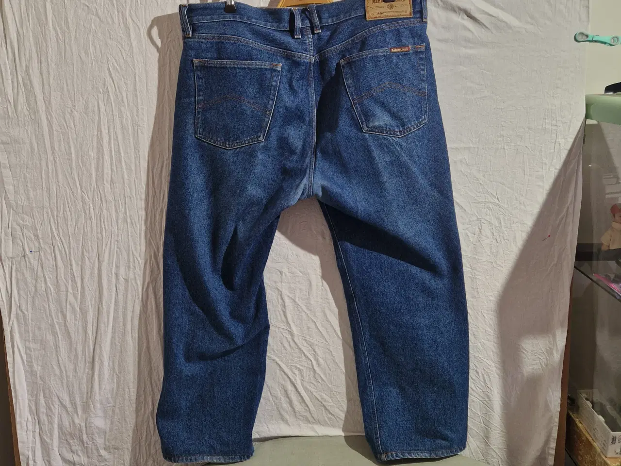 Billede 7 - Marlboro Classics blå jeans, størrelse W38/L32