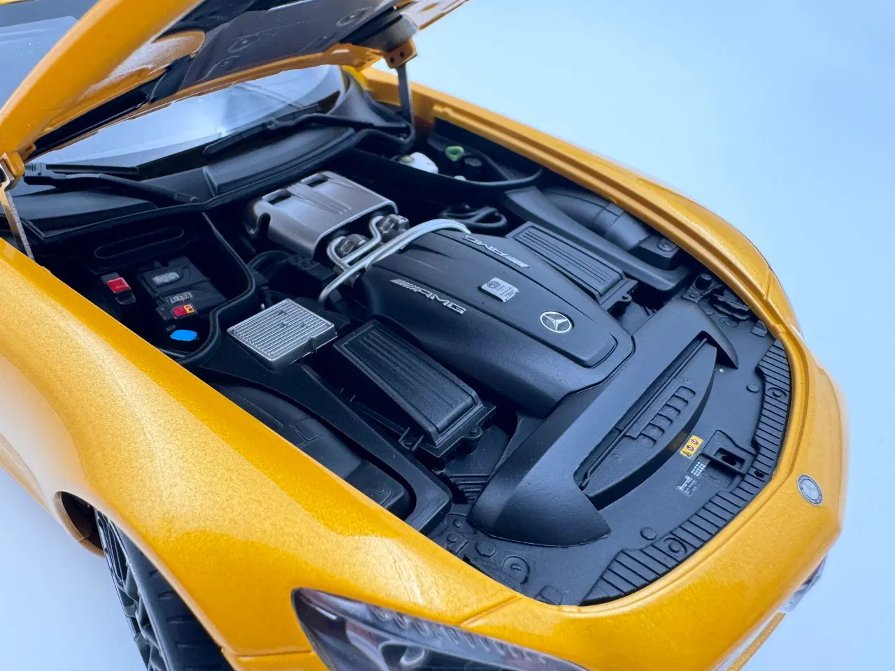 Billede 8 - 2015 Mercedes-AMG GT S - AUTOart - 1:18