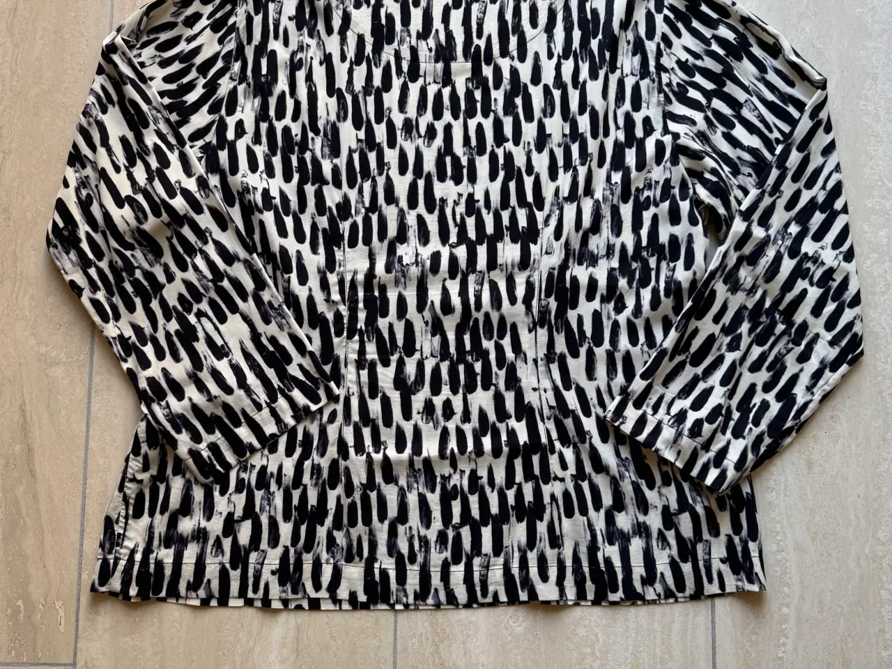 Billede 3 - Bitte Kai Rand bluse i viskose, som ny