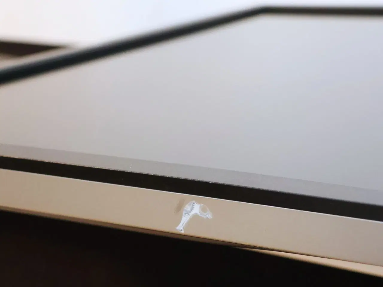 Billede 8 - 27" Dell UltraSharp U2713HMt