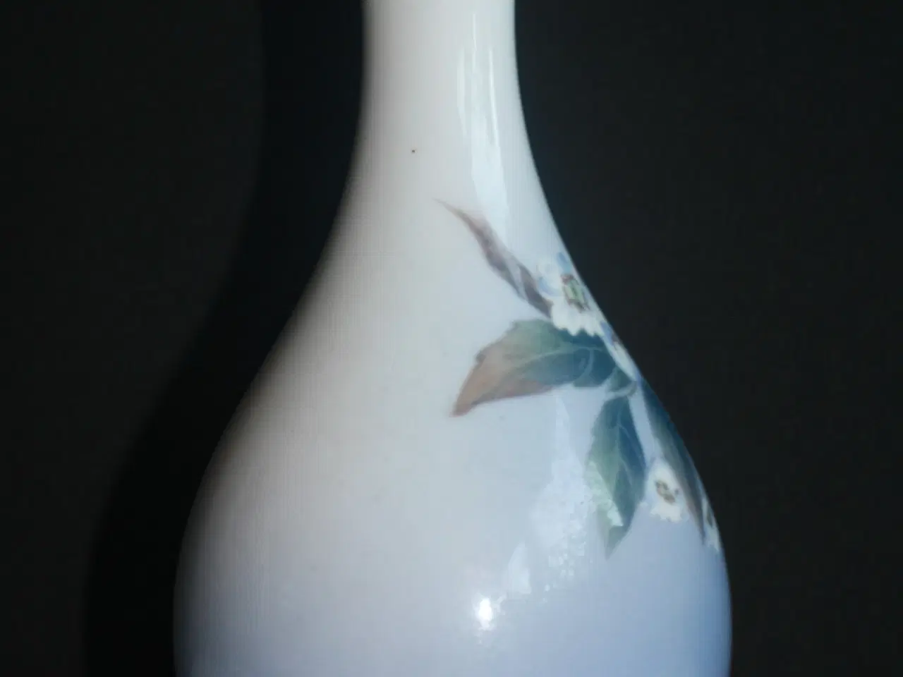 Billede 6 - Vase med æblekvist fra Royal Copenhagen