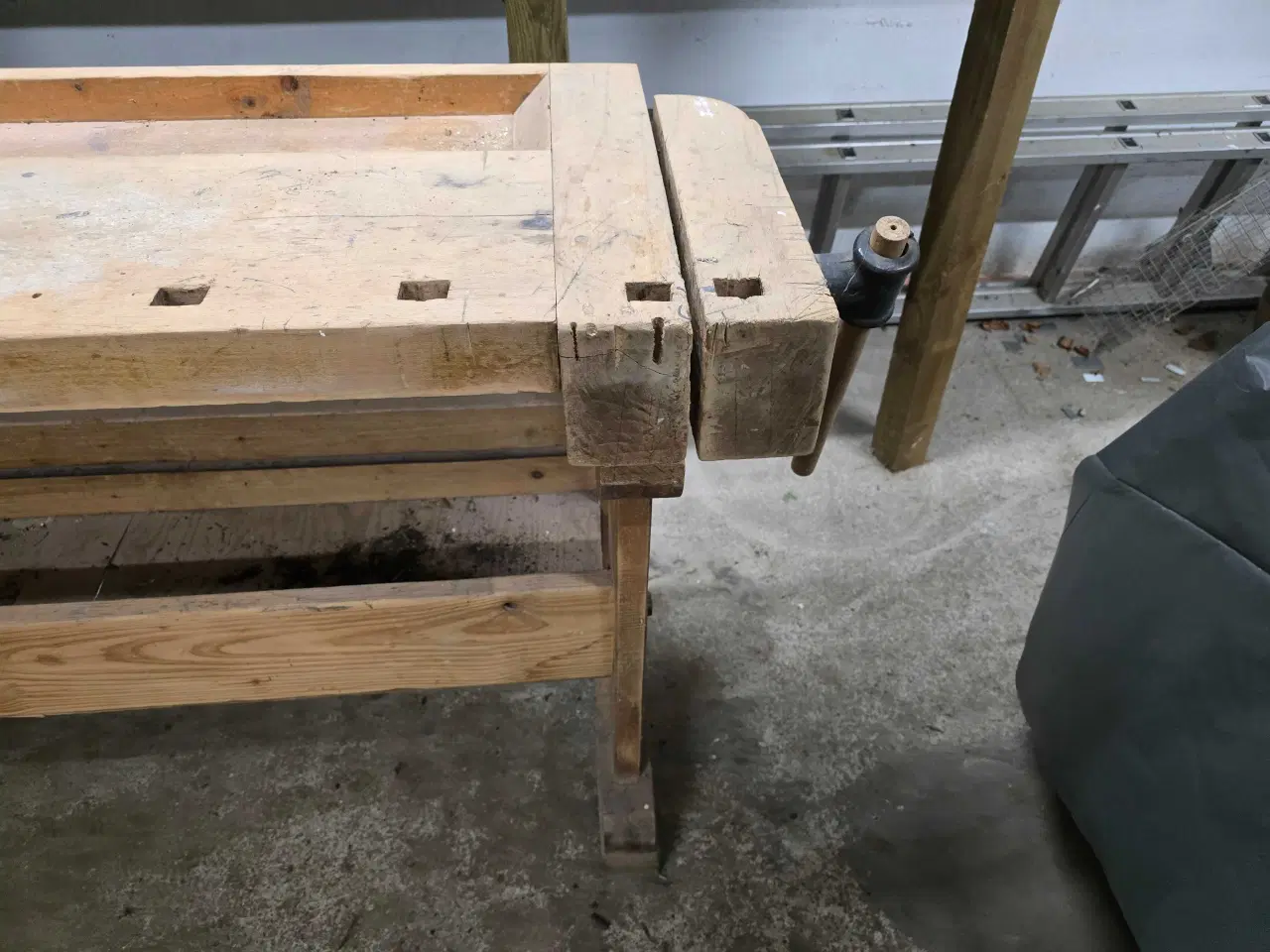 Billede 4 - Høvlebænk til salg