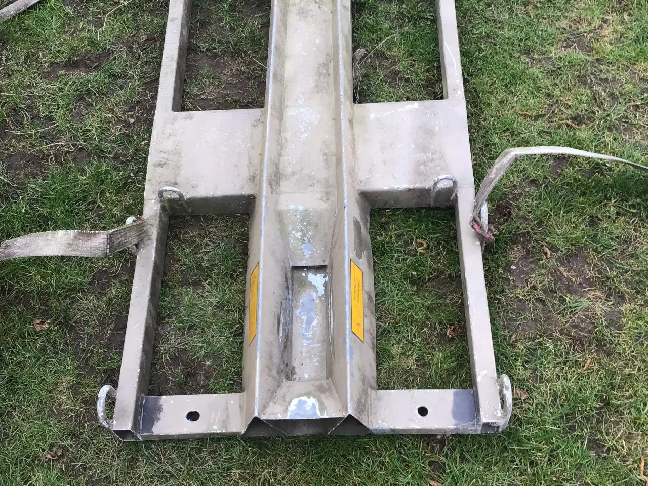 Billede 2 - Transport af knallert mm 