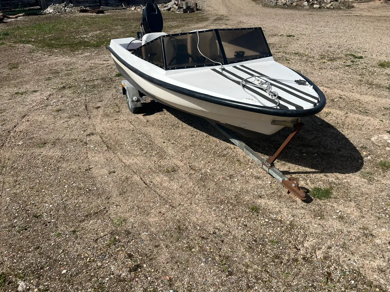 Billede 5 - Lille speedbåd med 30 hk yamaha