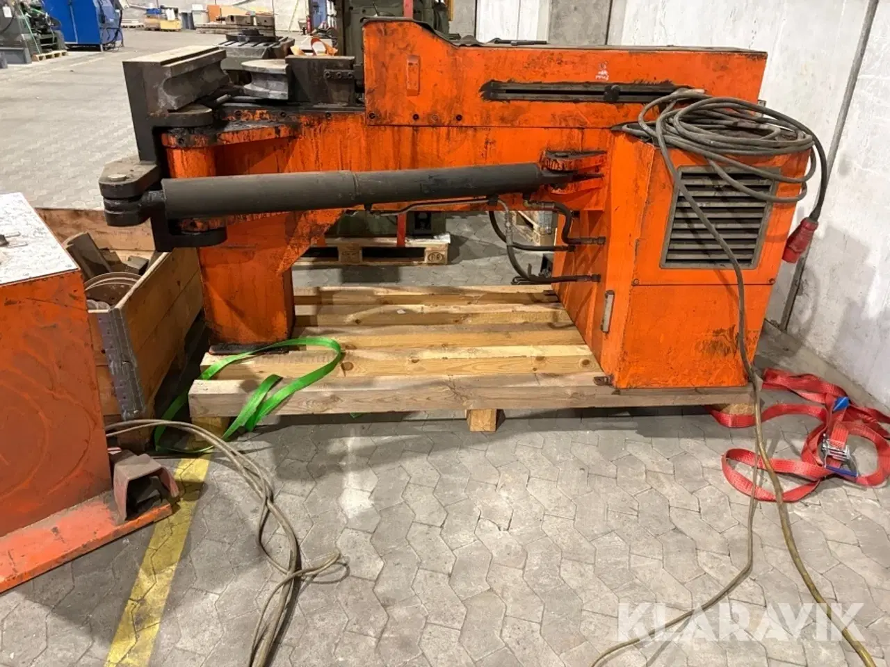 Billede 4 - Hydraulisk bukkemaskine inklusiv matriser