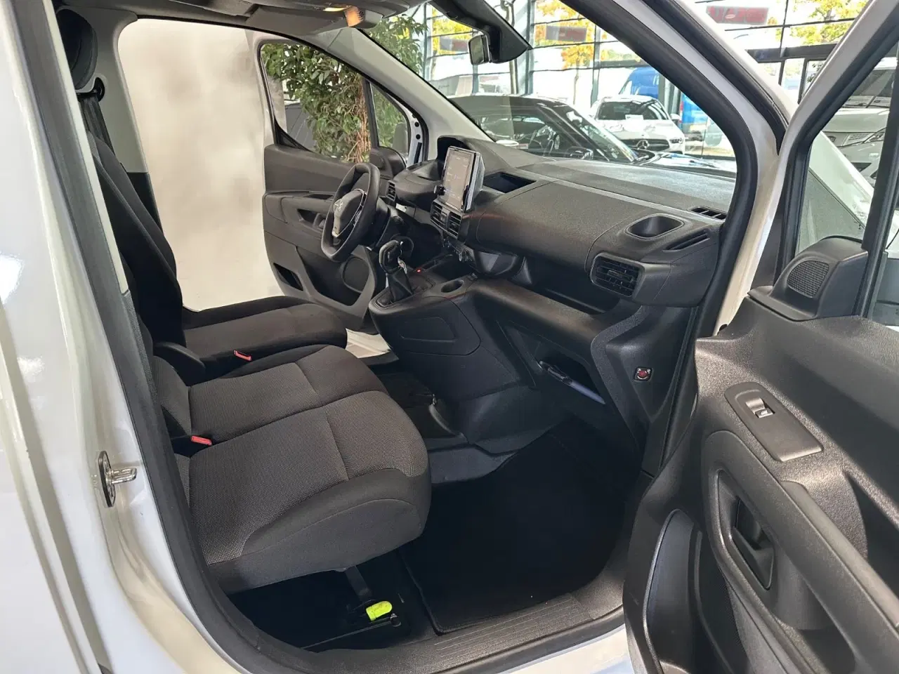 Billede 4 - Peugeot Partner 1,5 BlueHDi 100 L2V2 Plus Van