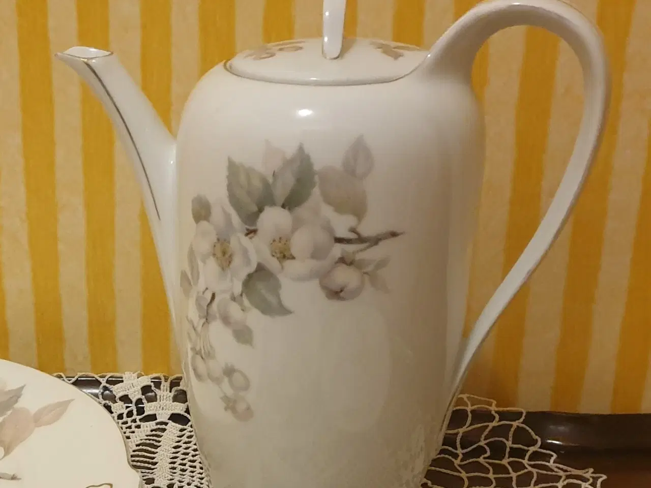 Billede 4 - Antikt Kaffestel med æbleblomster