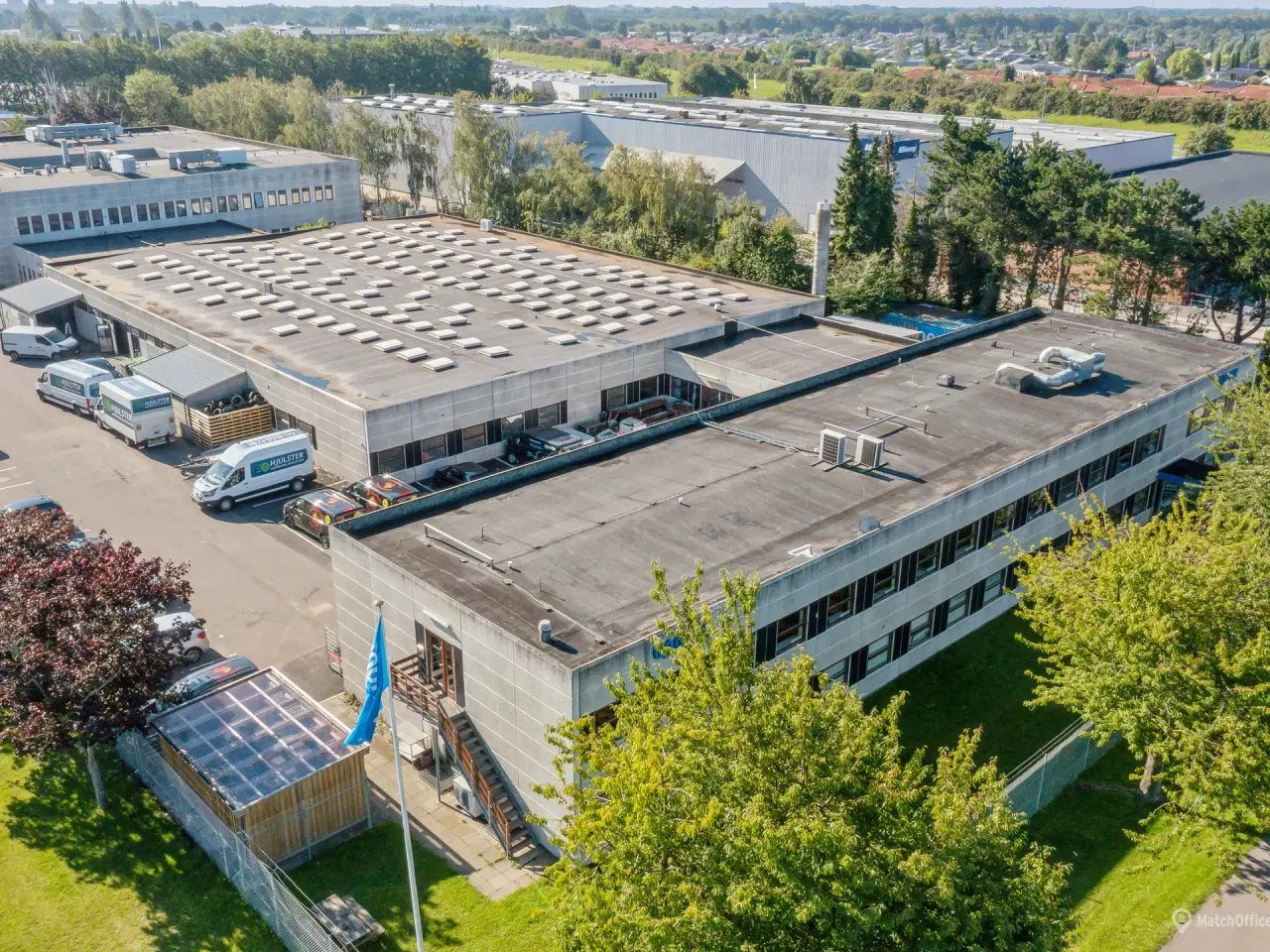 Billede 1 - Centralt placeret lager i Brøndby