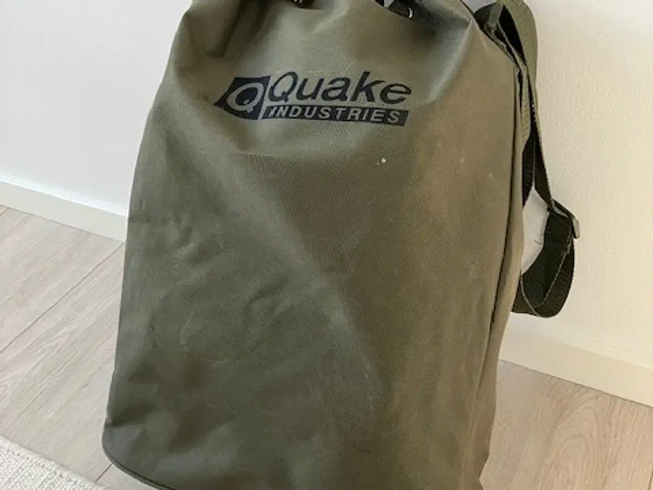 Billede 1 - Quake Industries Justerbar Jagtstol