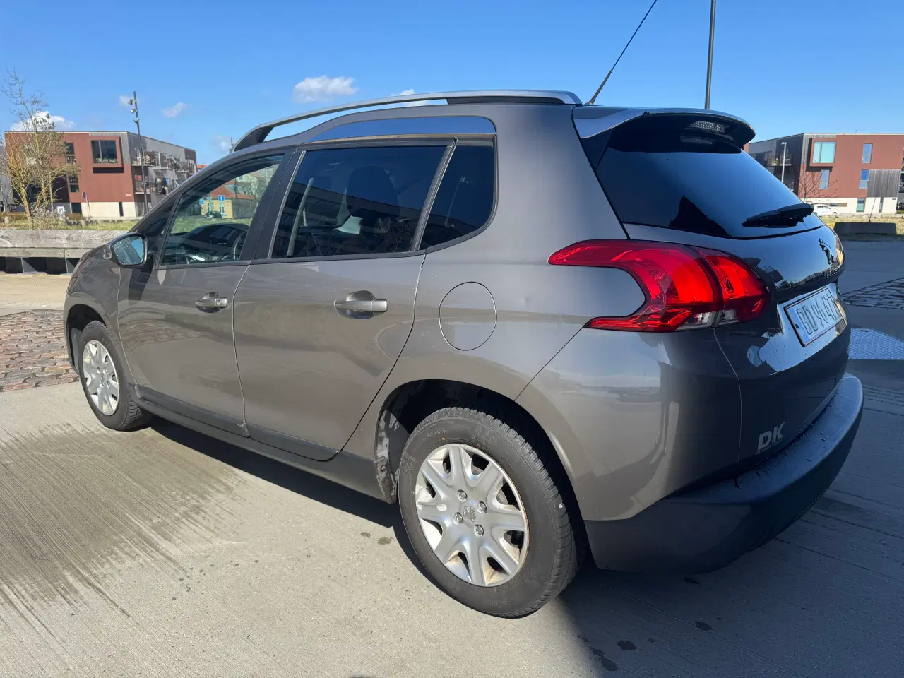 Billede 5 - Flot velholdt nysynet Peugeot 2008 1.6 Ehdi