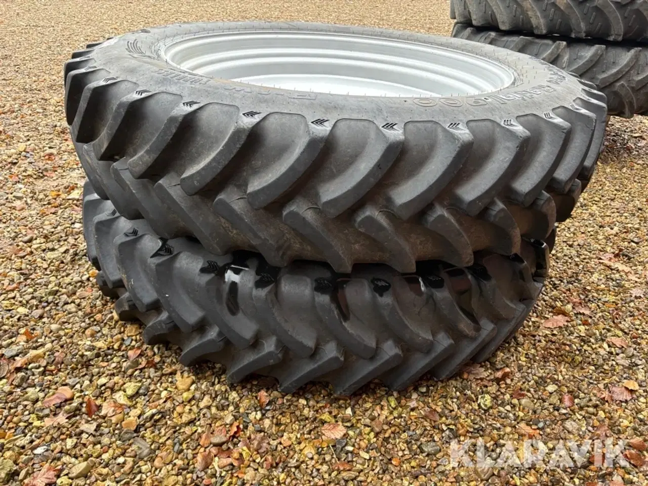 Billede 3 - Dæk med fælge Galaxy Earth-Pro Radial 700 2 styk