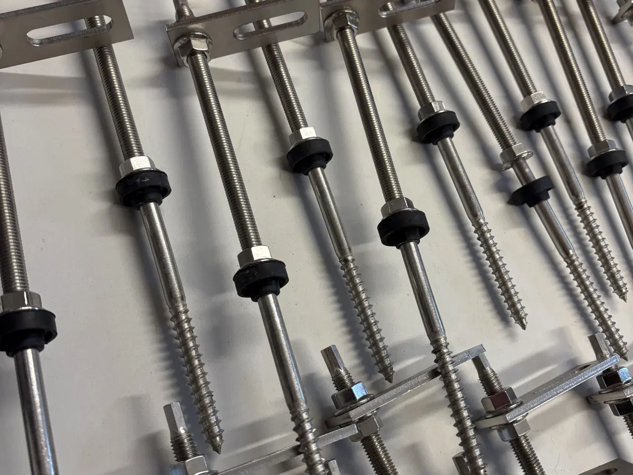 Billede 2 - 300 mm stokskruer til solcelle skinner