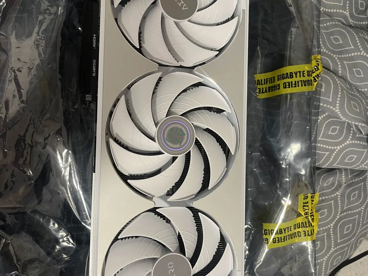 Billede 1 - RTX 5070 Ti - Gigabyte AERO OC 16GB 