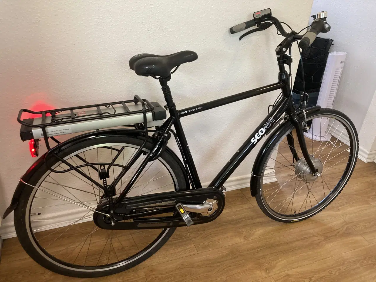 Billede 2 - flot sco herre elcykel 28"  7 gear.