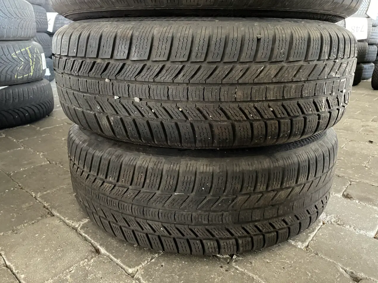 Billede 3 - 17 VW Tiguan 215/65r17 Ref.747 vinter