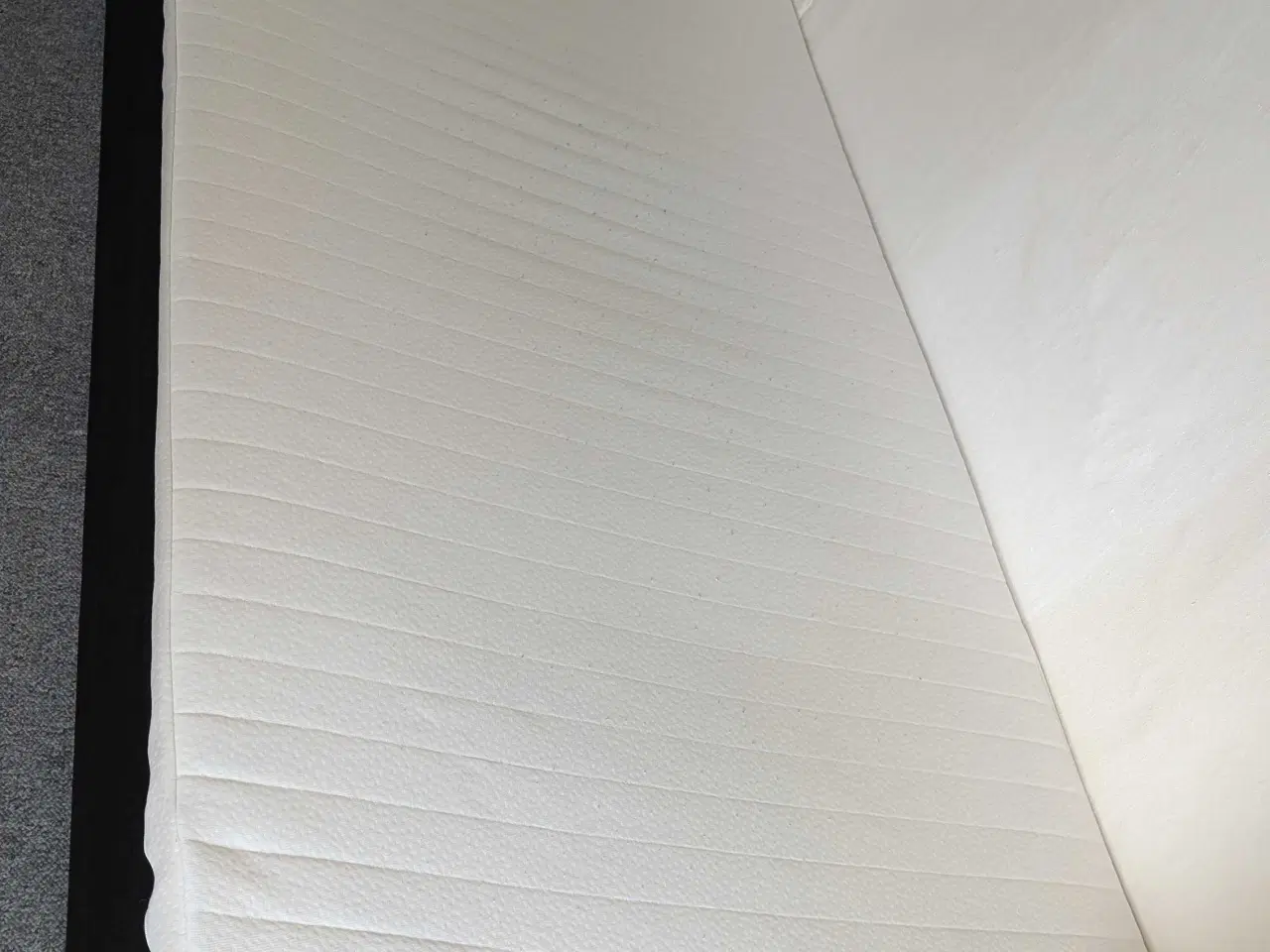 Billede 2 - Boxmadras/ seng