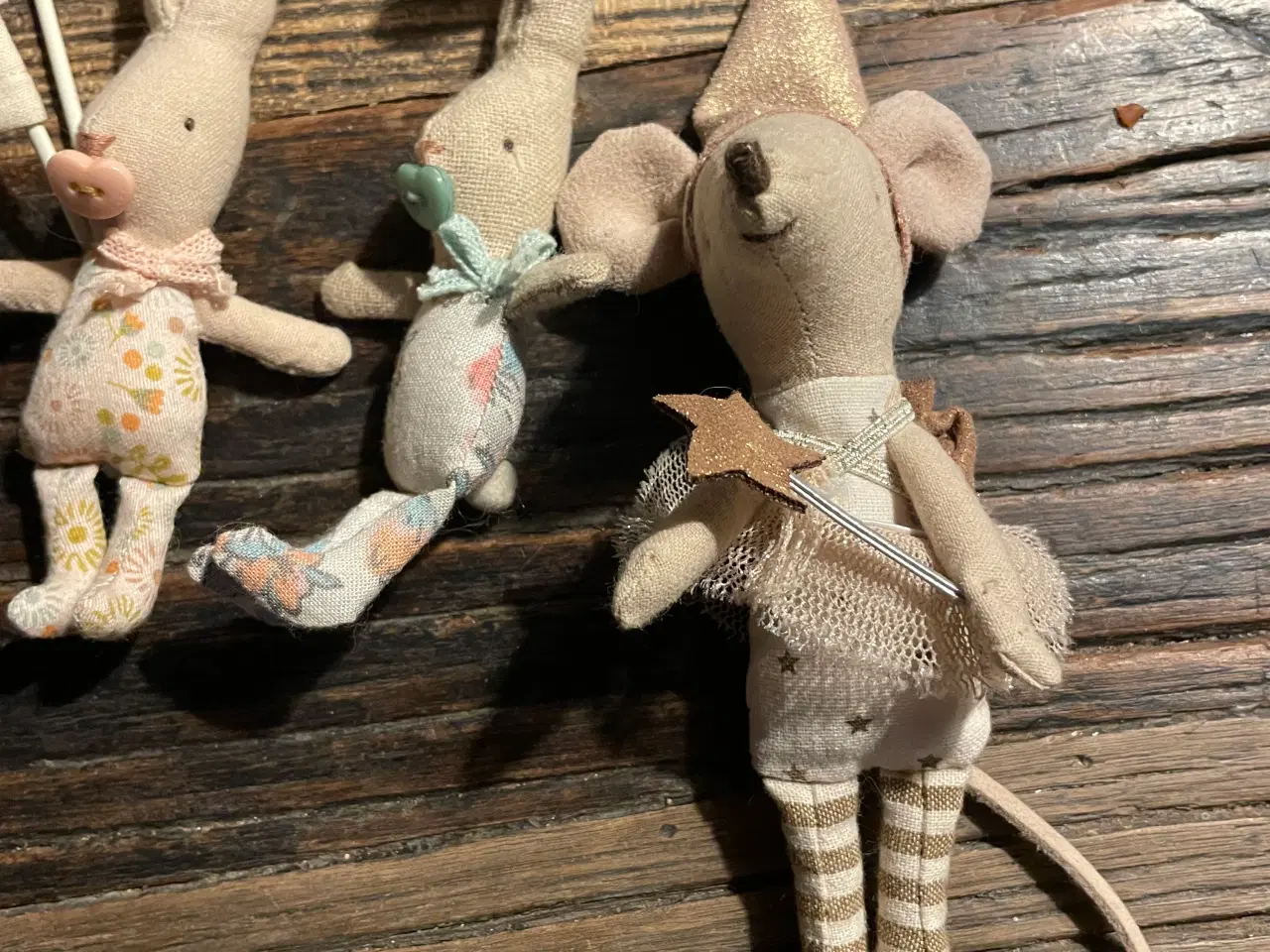Billede 5 - MAILEG hus, 7 kaniner - 13 dele tilbehør m.m 