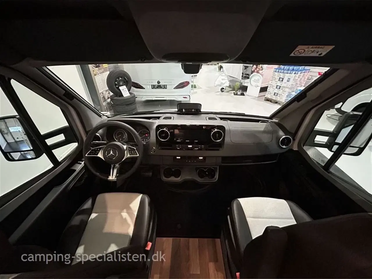 Billede 4 - 2026 - Weinsberg Pepper Edition MEG 640 Suite   Weinsberg CaraCompact 640 MEG Suite Edition Pepper MB 2026 - Kan snart ses hos Camping-Specialisten.dk