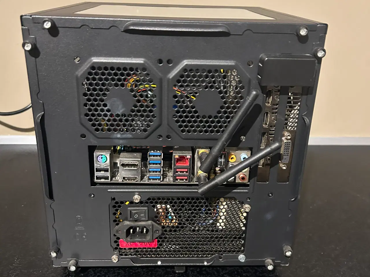 Billede 4 - 🔥 ITX Gamer-PC | i5-7500 (3.8 GHz) + GTX 1060 6GB