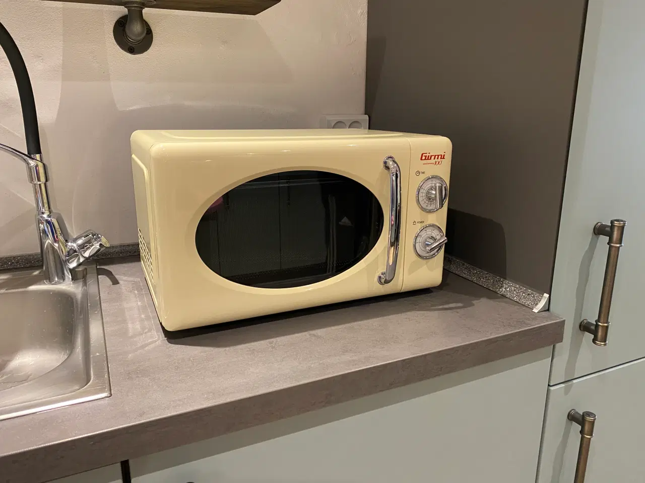 Billede 1 - Girmi Microovn 