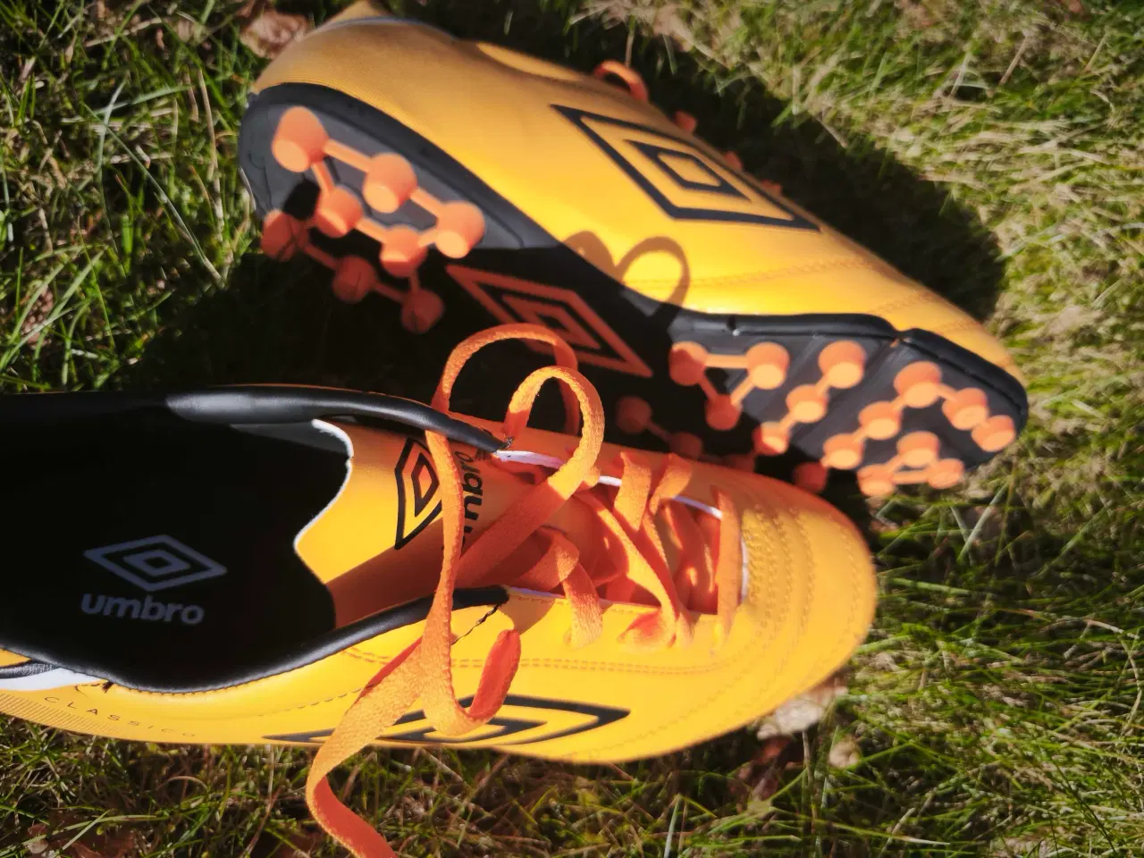 Billede 1 - Umbro Classico Fodboldstøvler – Orange – Str 43