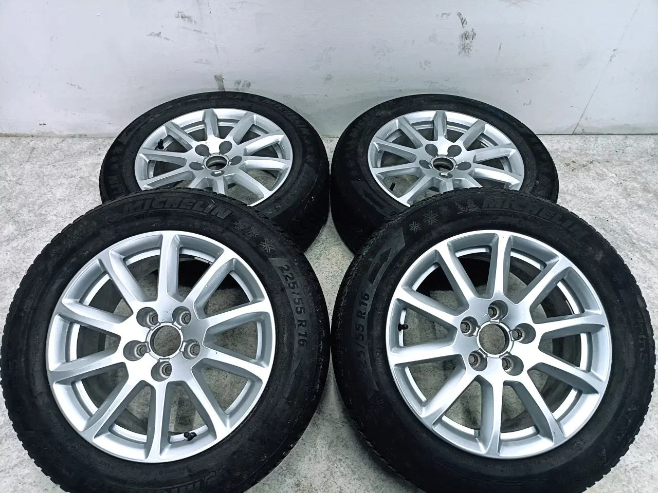 Billede 3 - 5x112 16" ET45 nav 66,5ø AUDI vintersæt