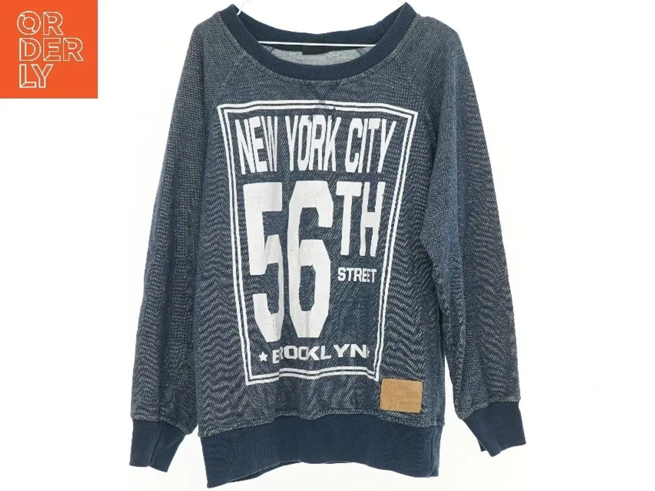 Billede 1 - Bluse (str. 152 cm)