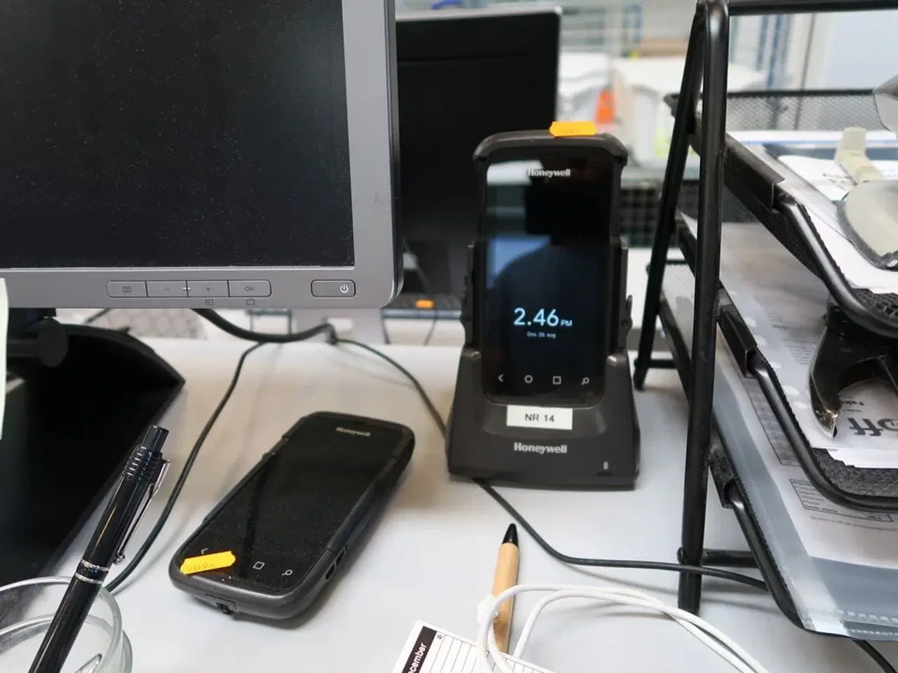 Billede 1 - 2 stk. håndholdscanner HONEYWELL med ladestation