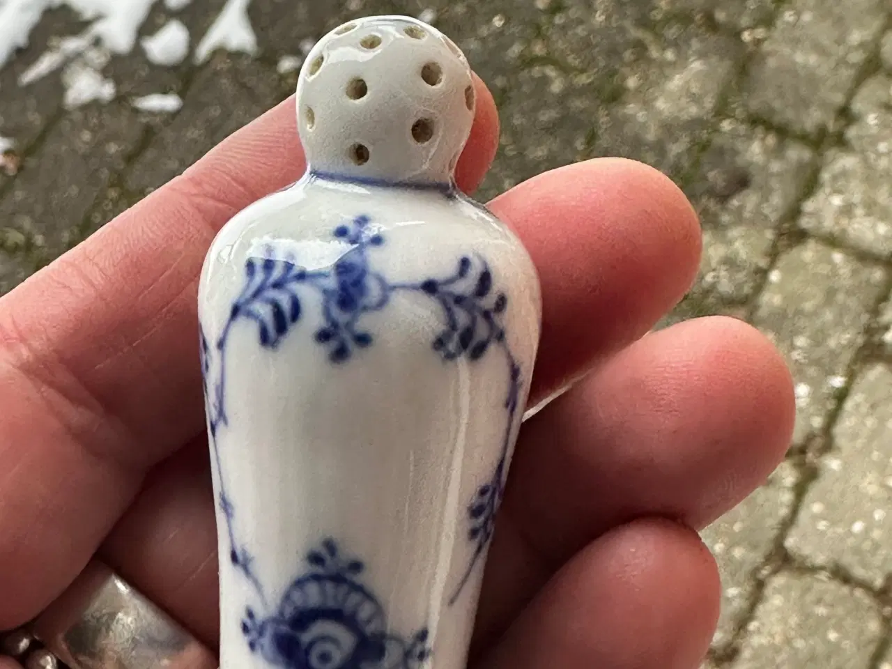 Billede 4 - 3 Royal Copenhagen musselmalede peberstrå/bøsser