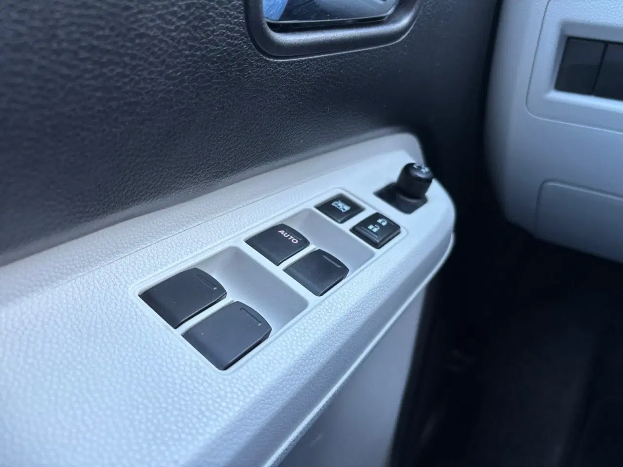 Billede 14 - Suzuki Ignis 1,2 Dualjet mHybrid Adventure KUP