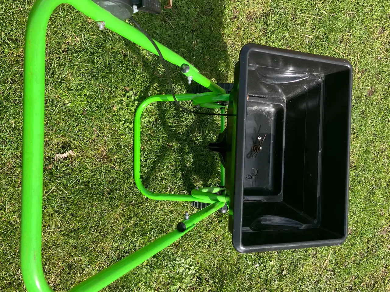 Billede 3 - Gødningsspreder