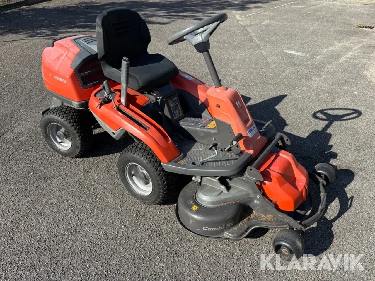 Billede 4 - Plæneklipper Husqvarna R214TC