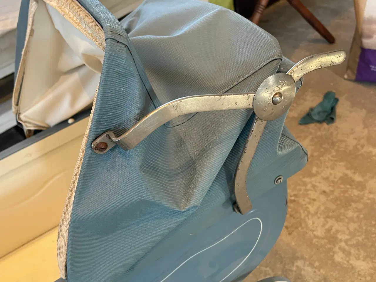 Billede 3 - Antik barnevogn / dukkevogn