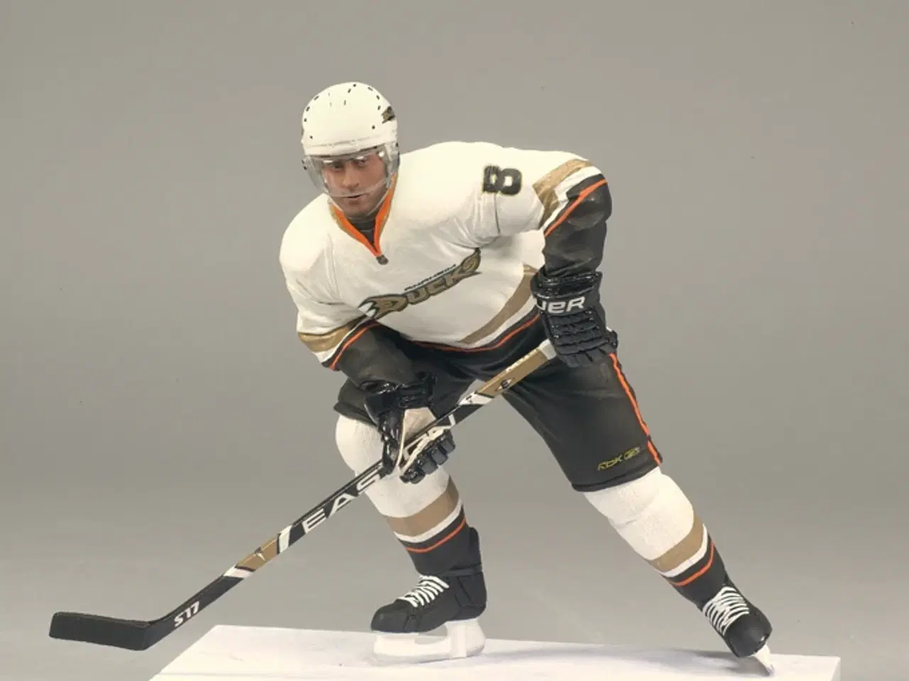 Billede 3 - McFarlane ishockeyfigurer 6"