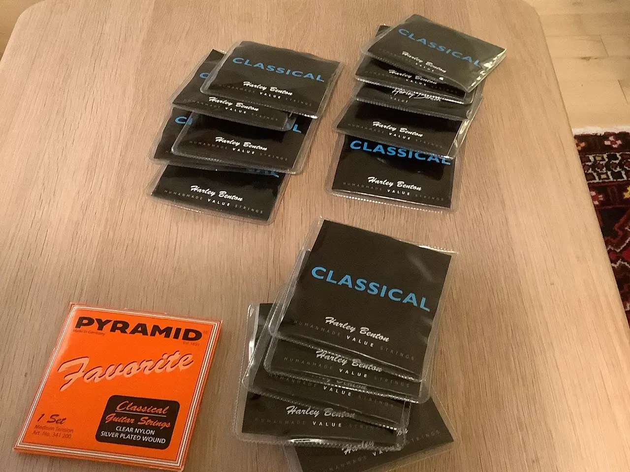 Billede 1 - 16 sæt nye strenge til klassisk guitar, ukulele mv