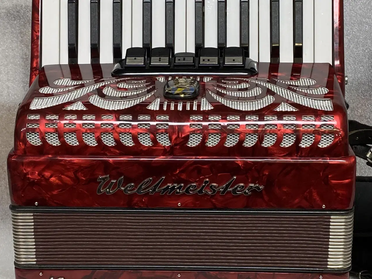 Billede 3 - Weltmeister Caprice tangent-harmonika – vinrød 