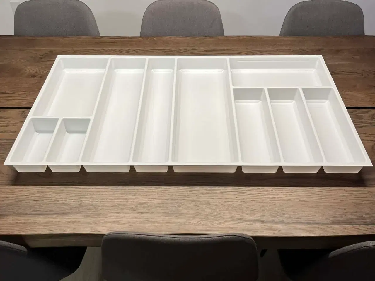 Billede 1 - Helt ny bestikindsats fra Svane Køkkenet (100x55 c