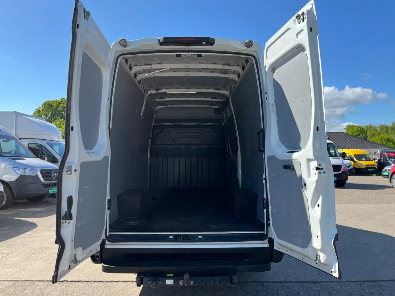 Billede 10 - Iveco Daily 3,0 35S18 16m³ Van AG8